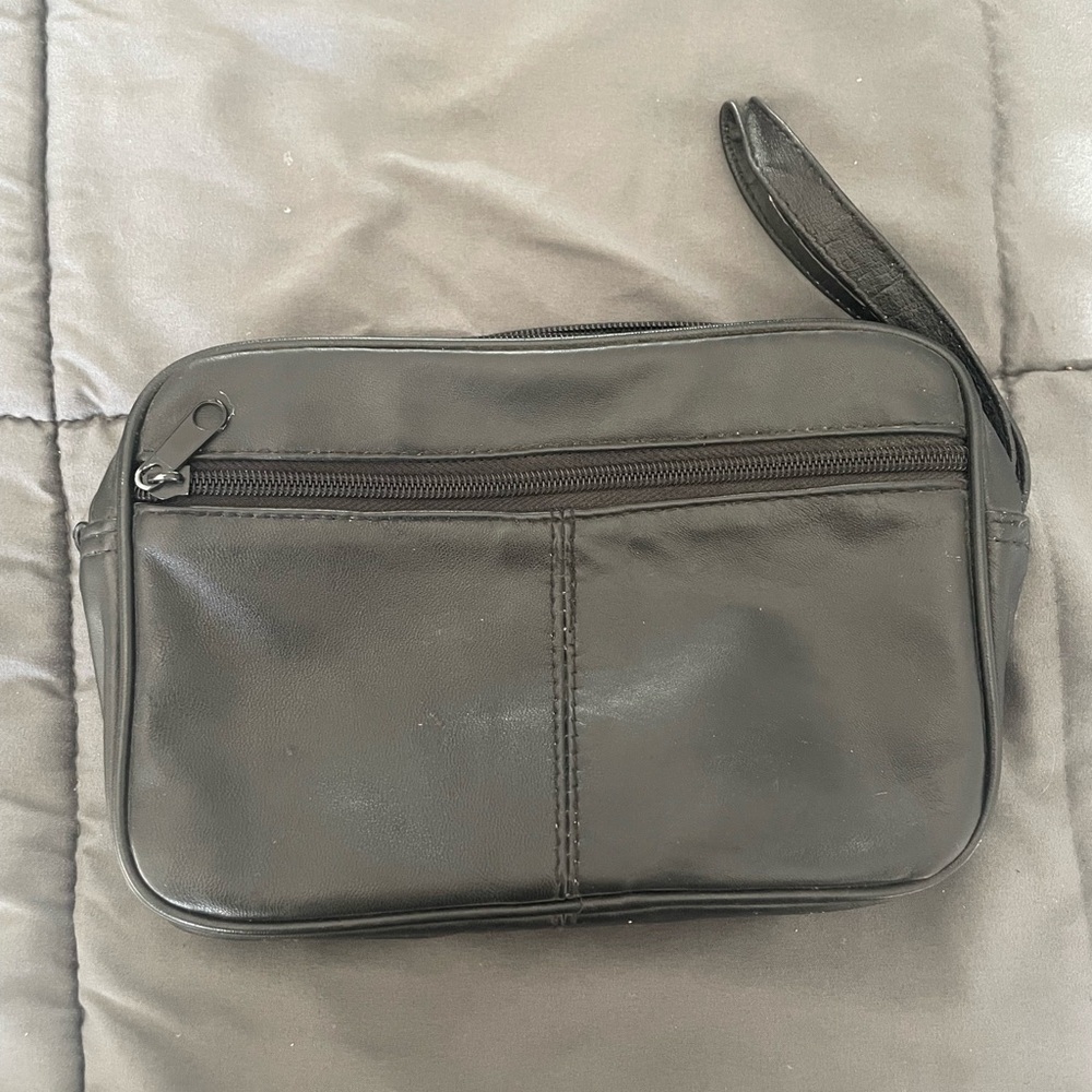 Mens leather small travel bag